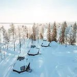 Apukka 4*