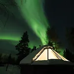 Отель Apukka
