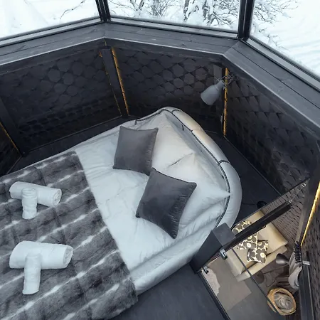 Apukka Hotel 4*