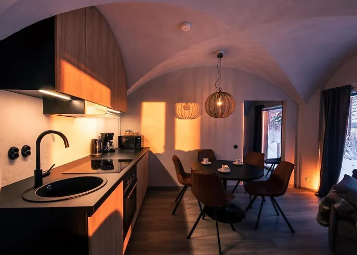 Apukka 4* روفانييمي